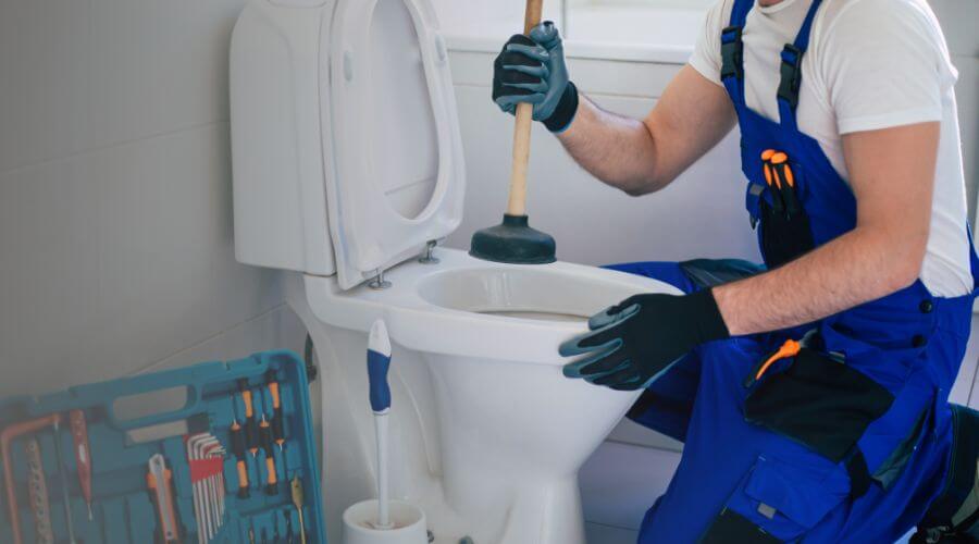 Professional emergency plumbing in Boling, TX